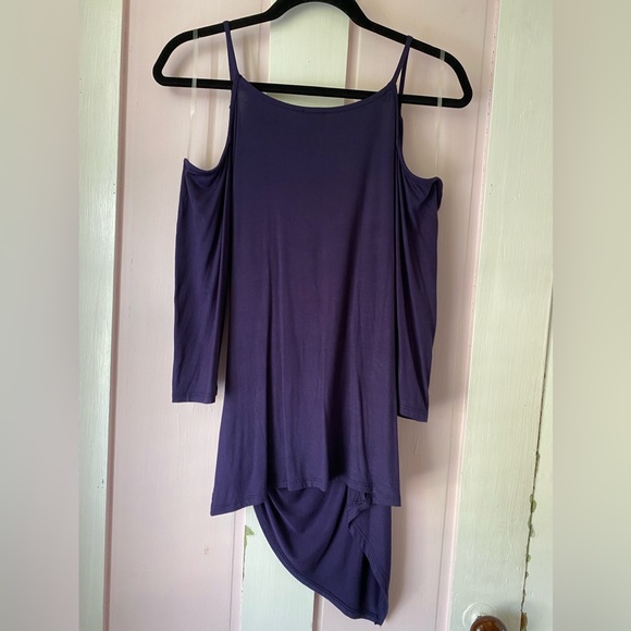 Lilian Cold Shoulder Top - Picture 12 of 12